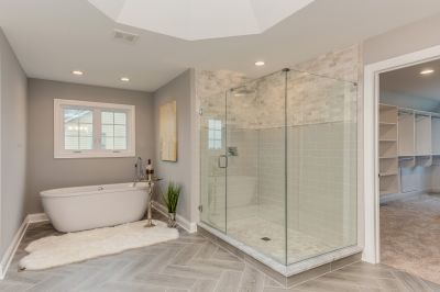 Glass-Enclosed Bathtub